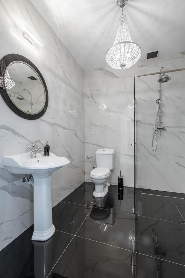 דירות Apartament Royal Blue אוסטקה מראה חיצוני תמונה