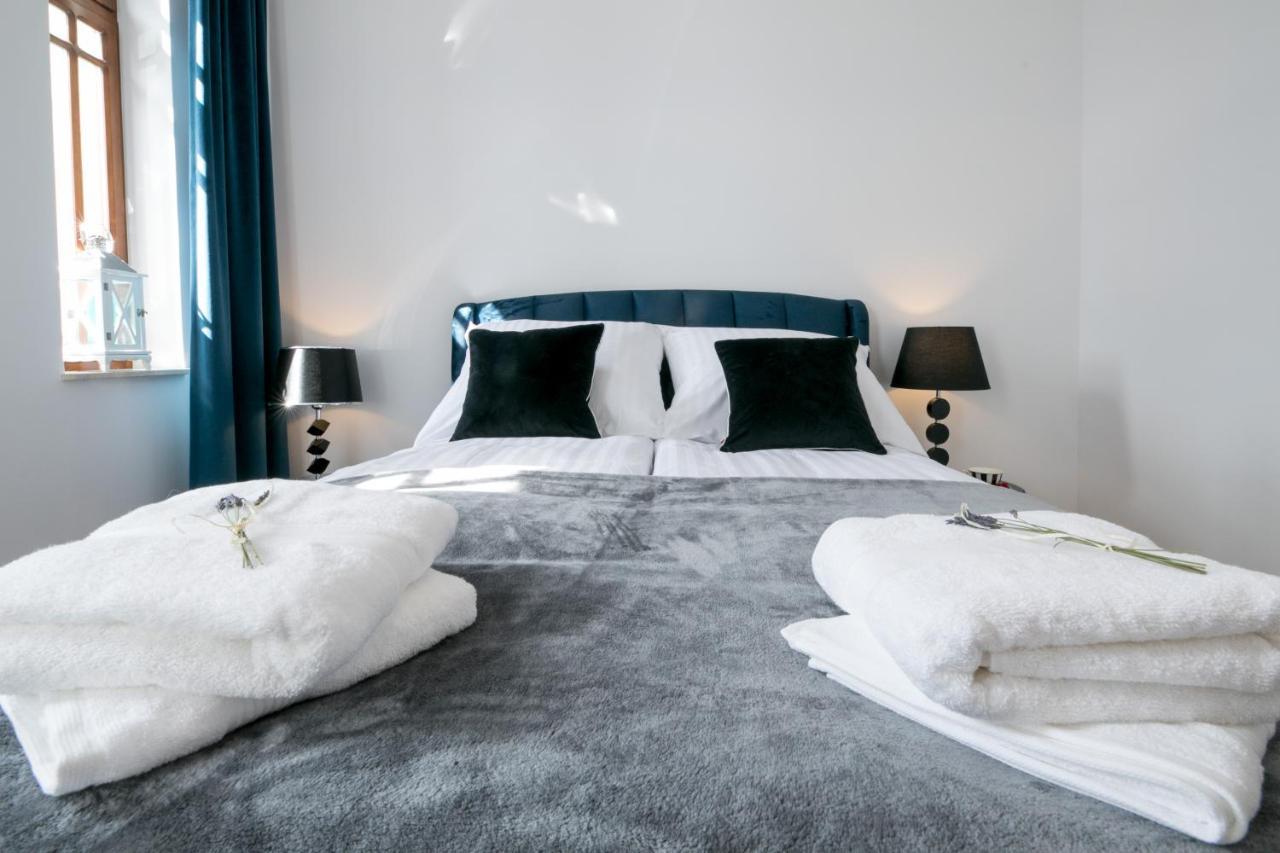 דירות Apartament Royal Blue אוסטקה מראה חיצוני תמונה